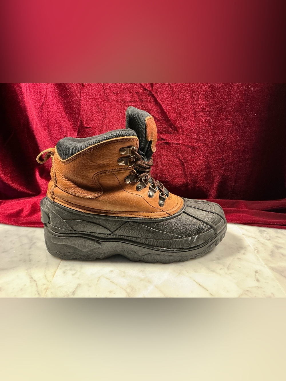 High Sierra 9.5M Brown Leather Waterproof Duck Boot with Black Rubber Outsole